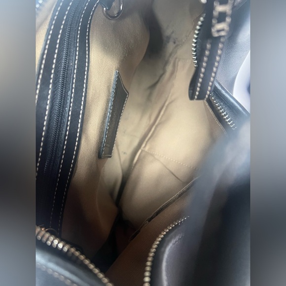 COACH VINTAGE Elegant Black Leather Shoulder Bag - Picture 9 of 10